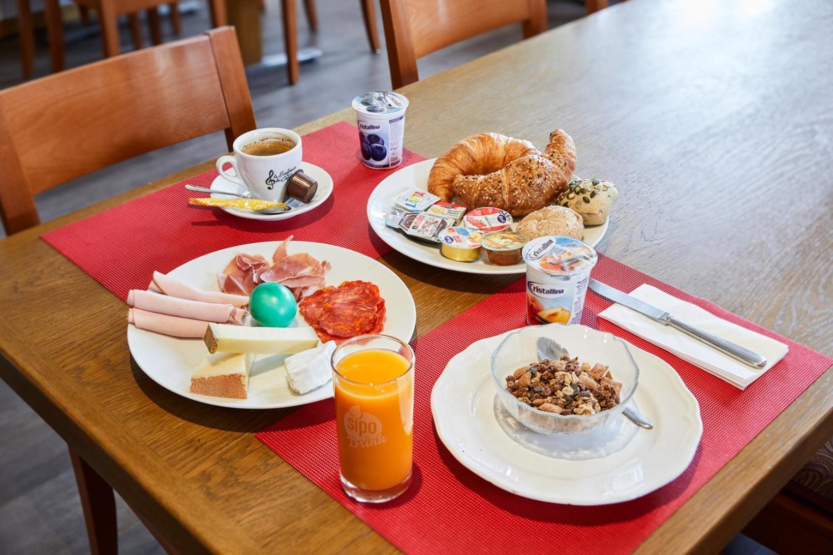 Hotel Rotes Haus Brugg  Zewnętrze zdjęcie